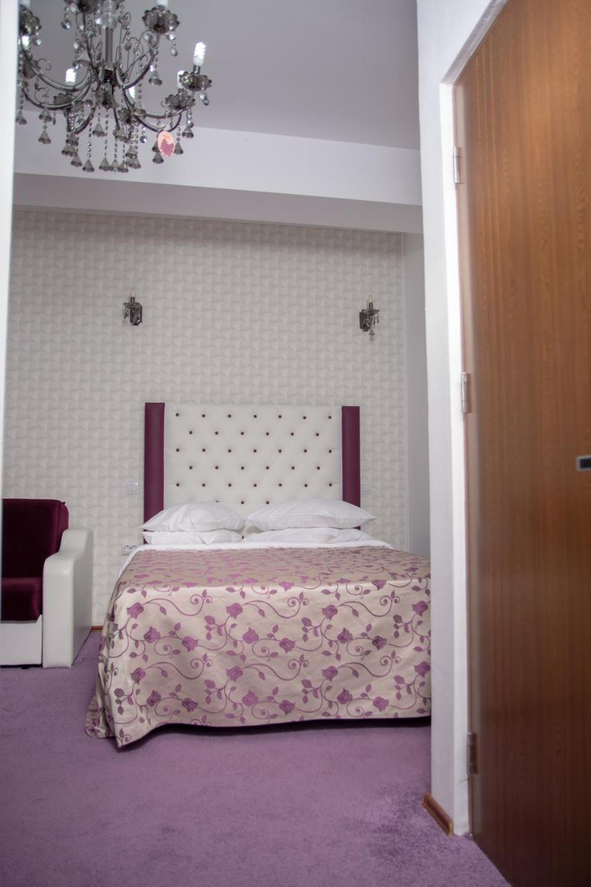 Iris Boutique Therme & Bucharest Otopeni Airport Exteriér fotografie