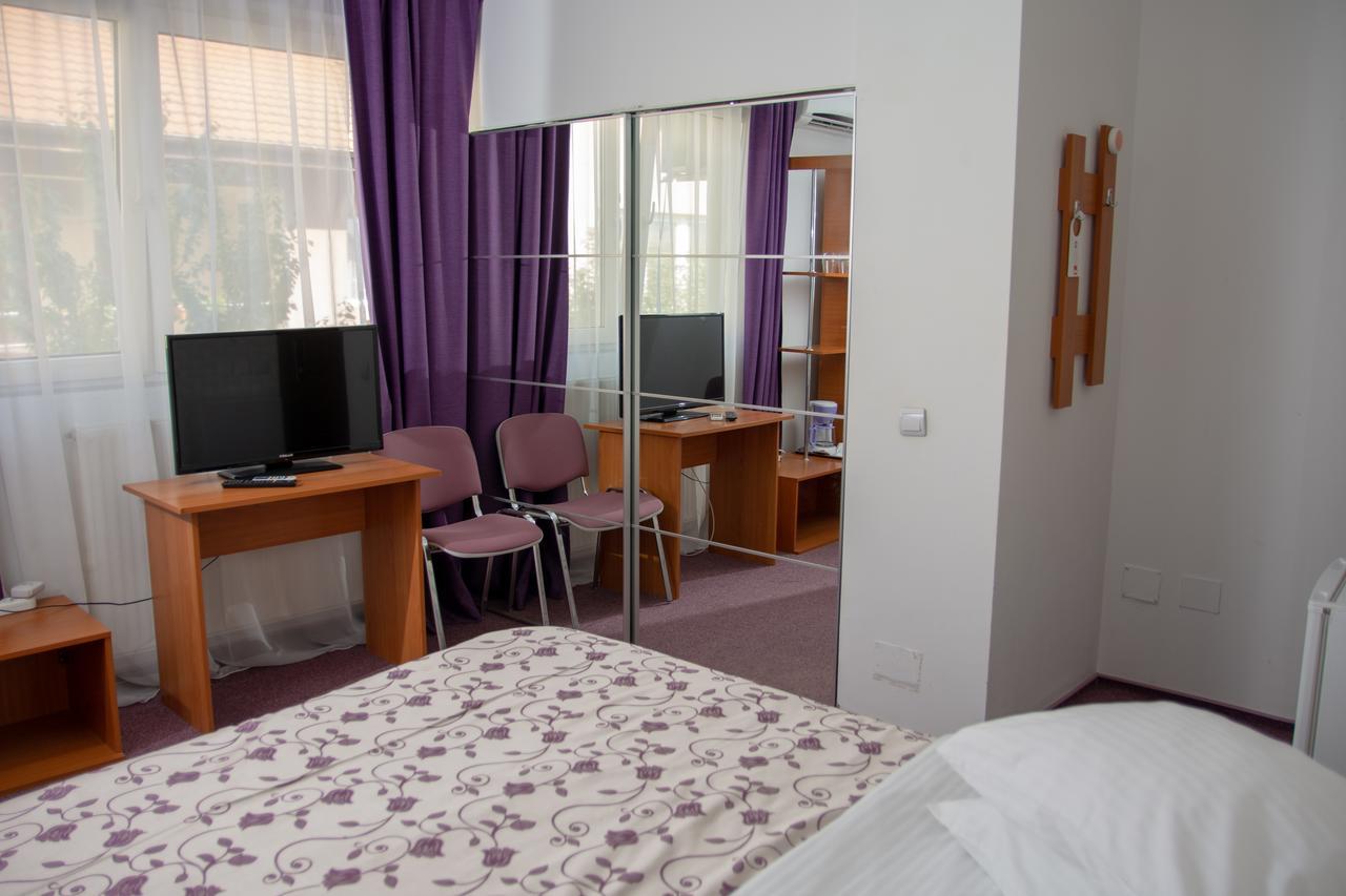 Iris Boutique Therme & Bucharest Otopeni Airport Exteriér fotografie